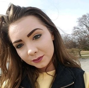 Meet your Posher, Kim